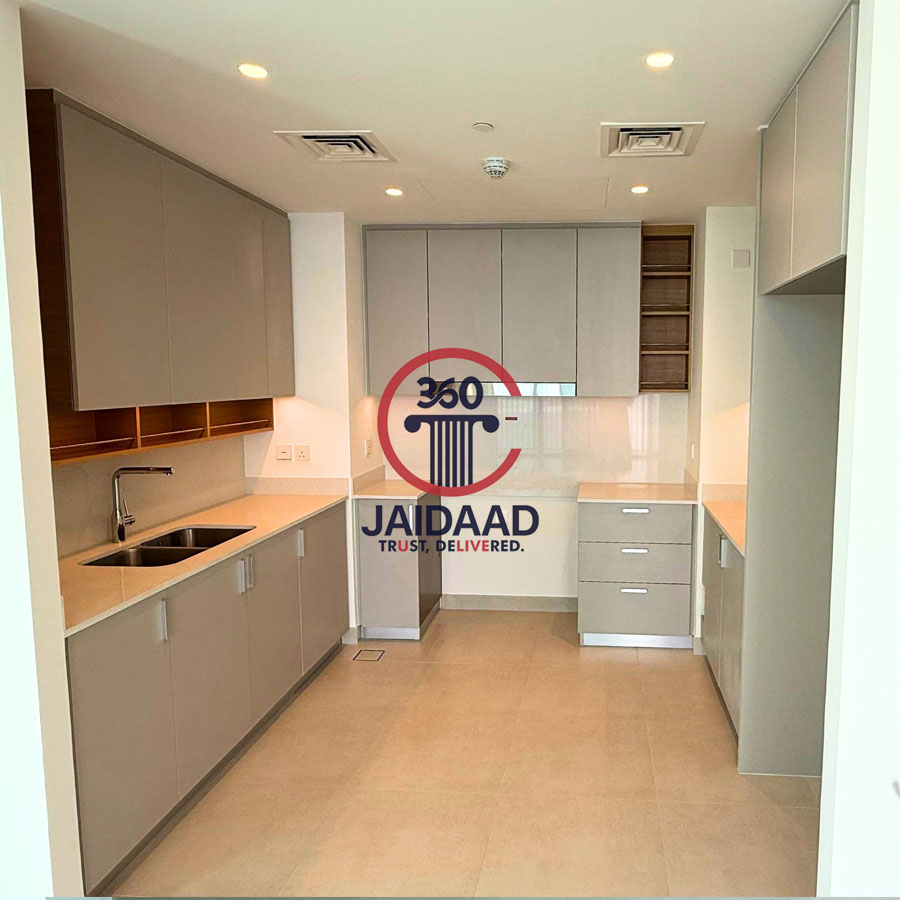 3 Spacious Bedrooms & 2 Modern Bathrooms